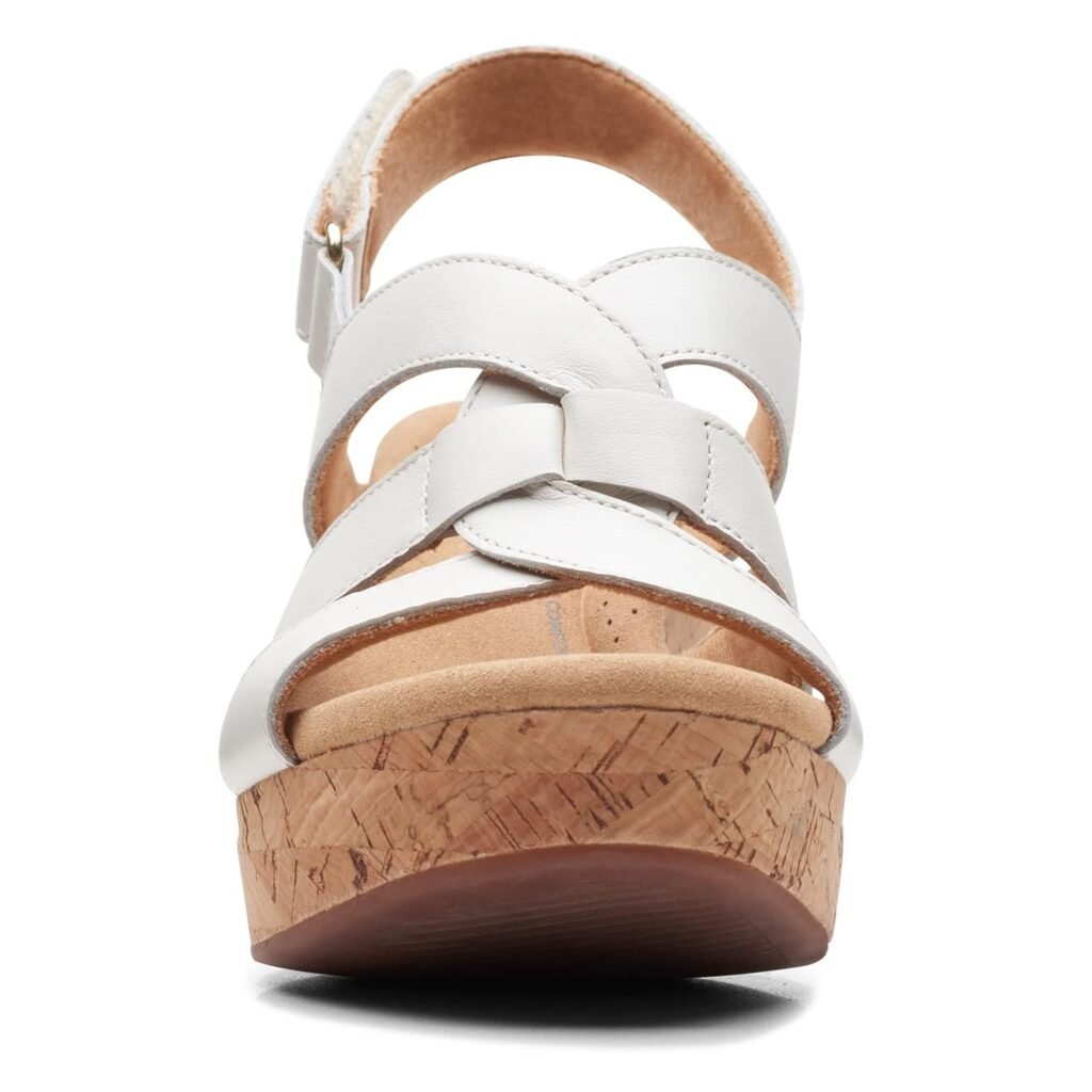 Clarks Womens Giselle Beach Suede Wedge Sandals