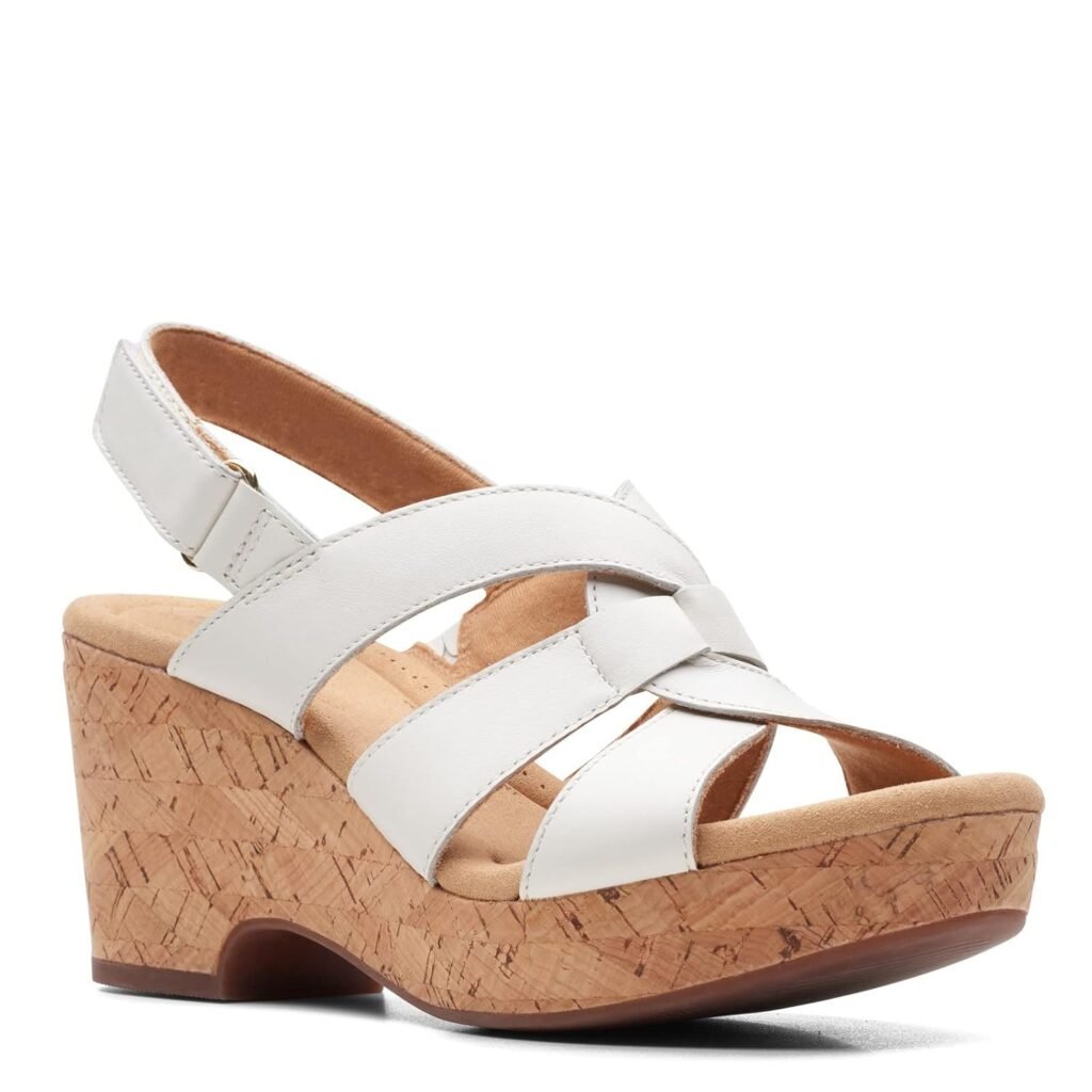 Clarks Womens Giselle Beach Suede Wedge Sandals