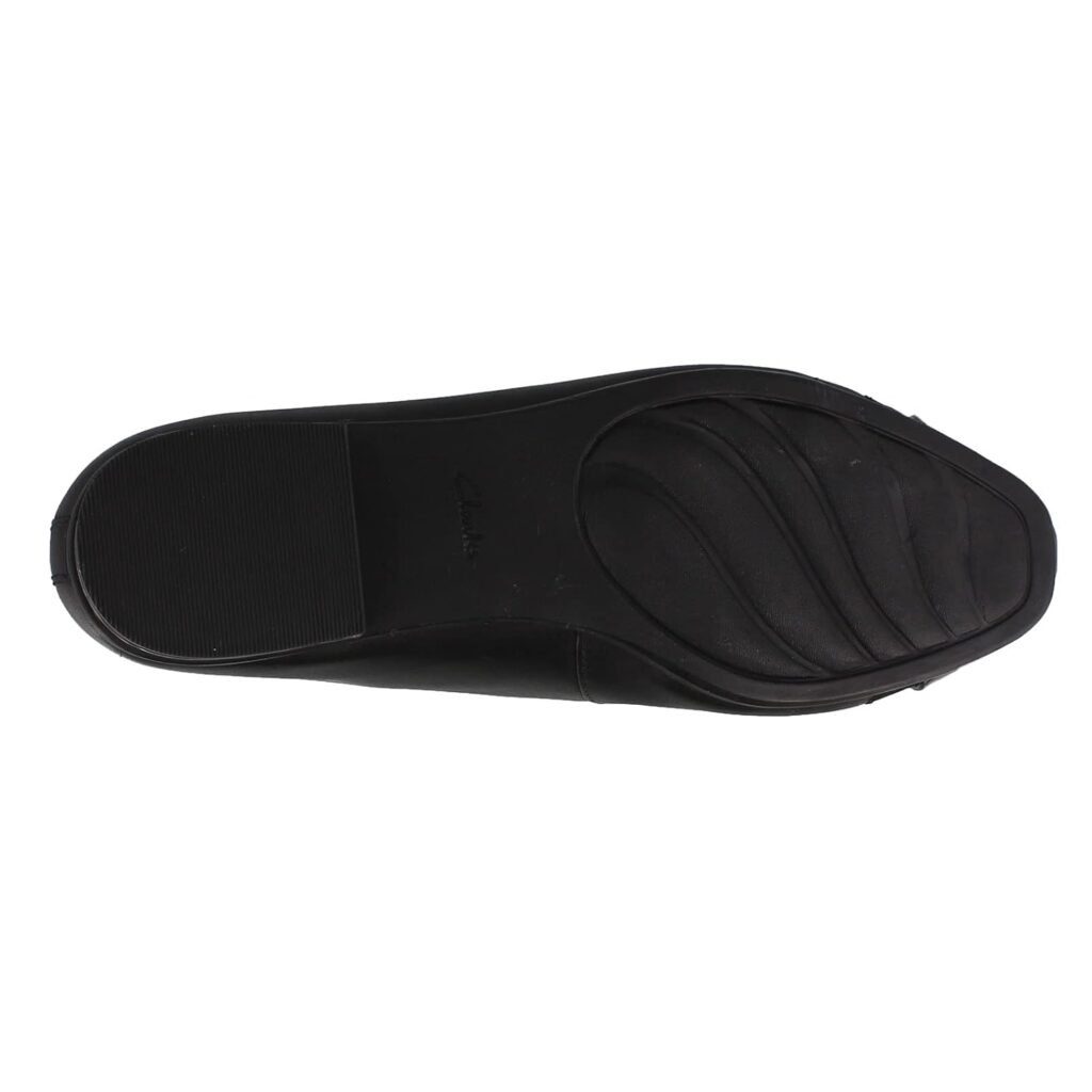 Clarks Womens Juliet Monte Leather Toe Cap Loafers