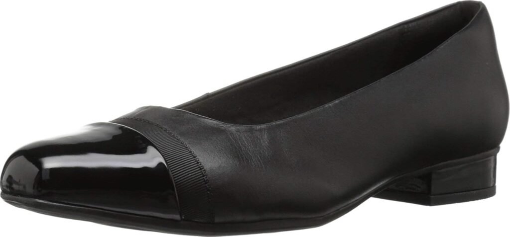 Clarks Womens Juliet Monte Leather Toe Cap Loafers