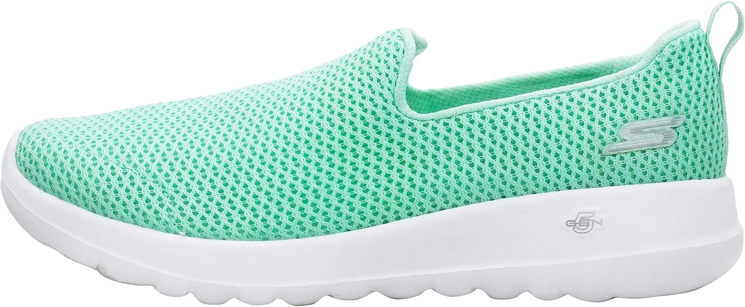 Go Walk Joy Sneaker Review by Skechers post thumbnail