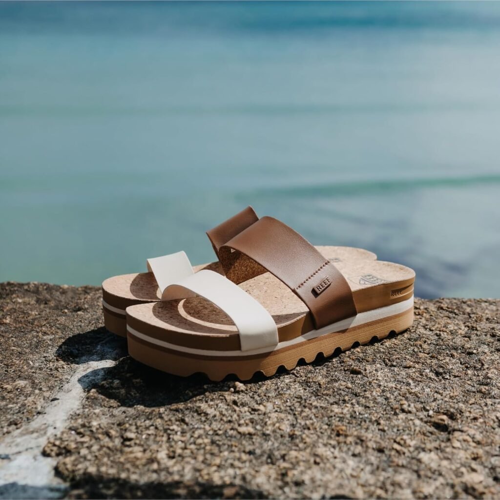REEF Womens Cushion Vista Hi Platform Sandal